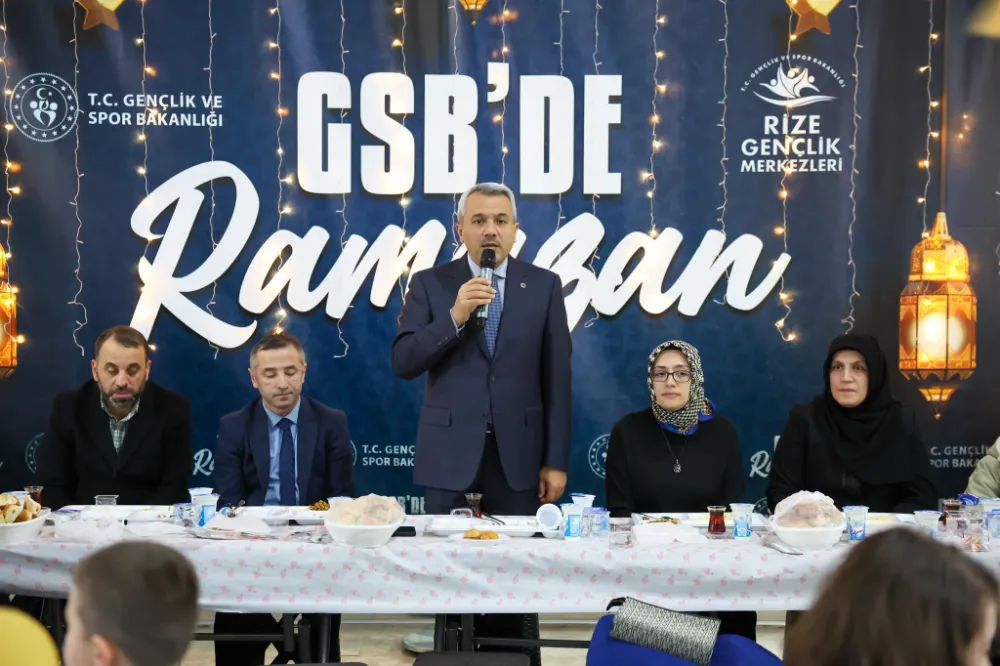 Rize Valisi İhsan Selim Baydaş, Gençlerle Ramazan İftarında Buluştu