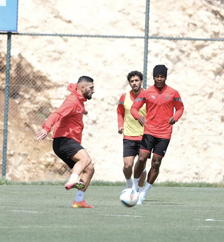 Hatayspor, Konyaspor maçı hazırlıklarına başladı 