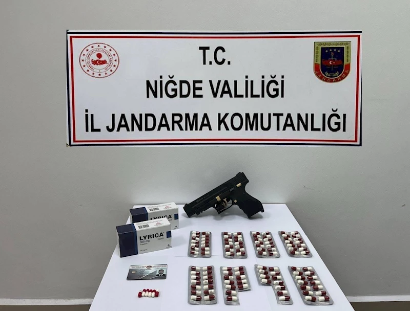 Sahte avukat kimliğiyle yakalandı