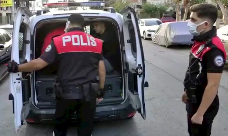 Almanları dolandıran şebeke üyeleri suçlamaları reddetti