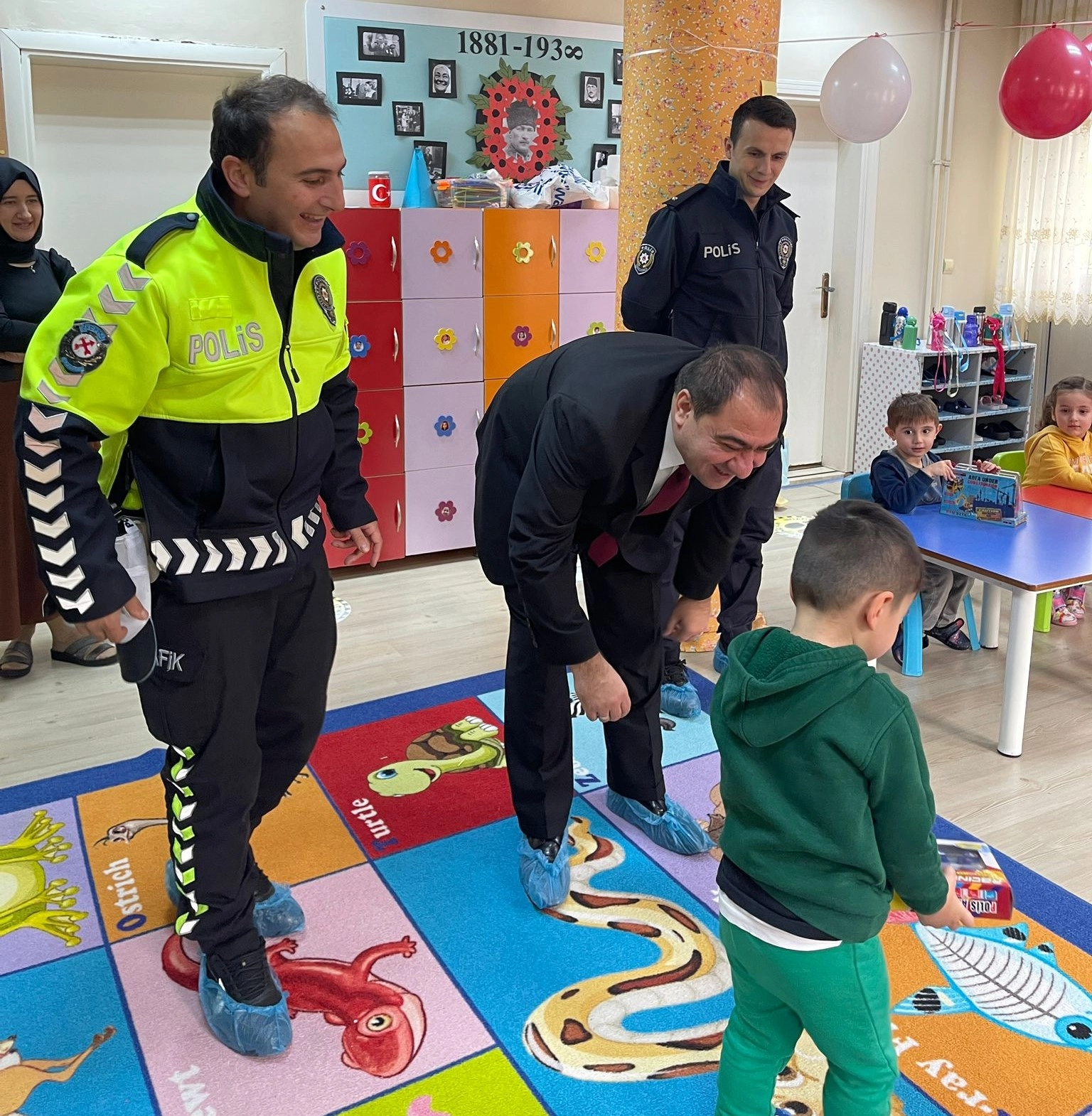 Çayelinde Çocuklar eğlencenin tadına doydu