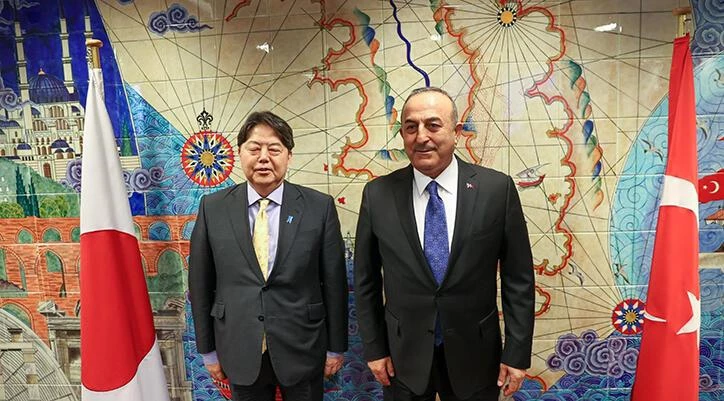 Bakan Çavuşoğlu, Japon mevkidaşı Hayashi ile görüştü