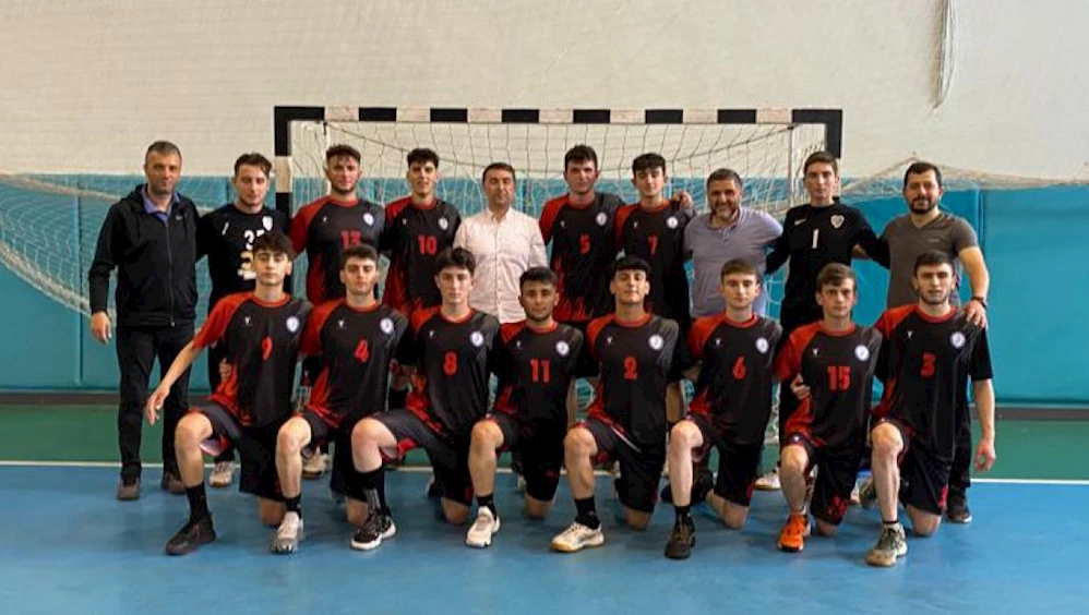 GÜNEYSU SPOR LİSESİ ŞAŞIRTMADI: TÜRKİYE FİNALLERİNDE TEMSİL EDECEK