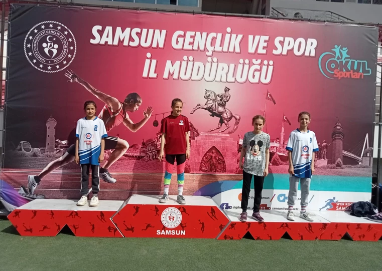 Alaçamlı Öğrencilerden Atletizm Başarısı