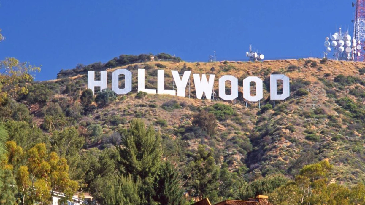 Hollywood senaristleri 15 yıl sonra ilk kez greve gidiyor