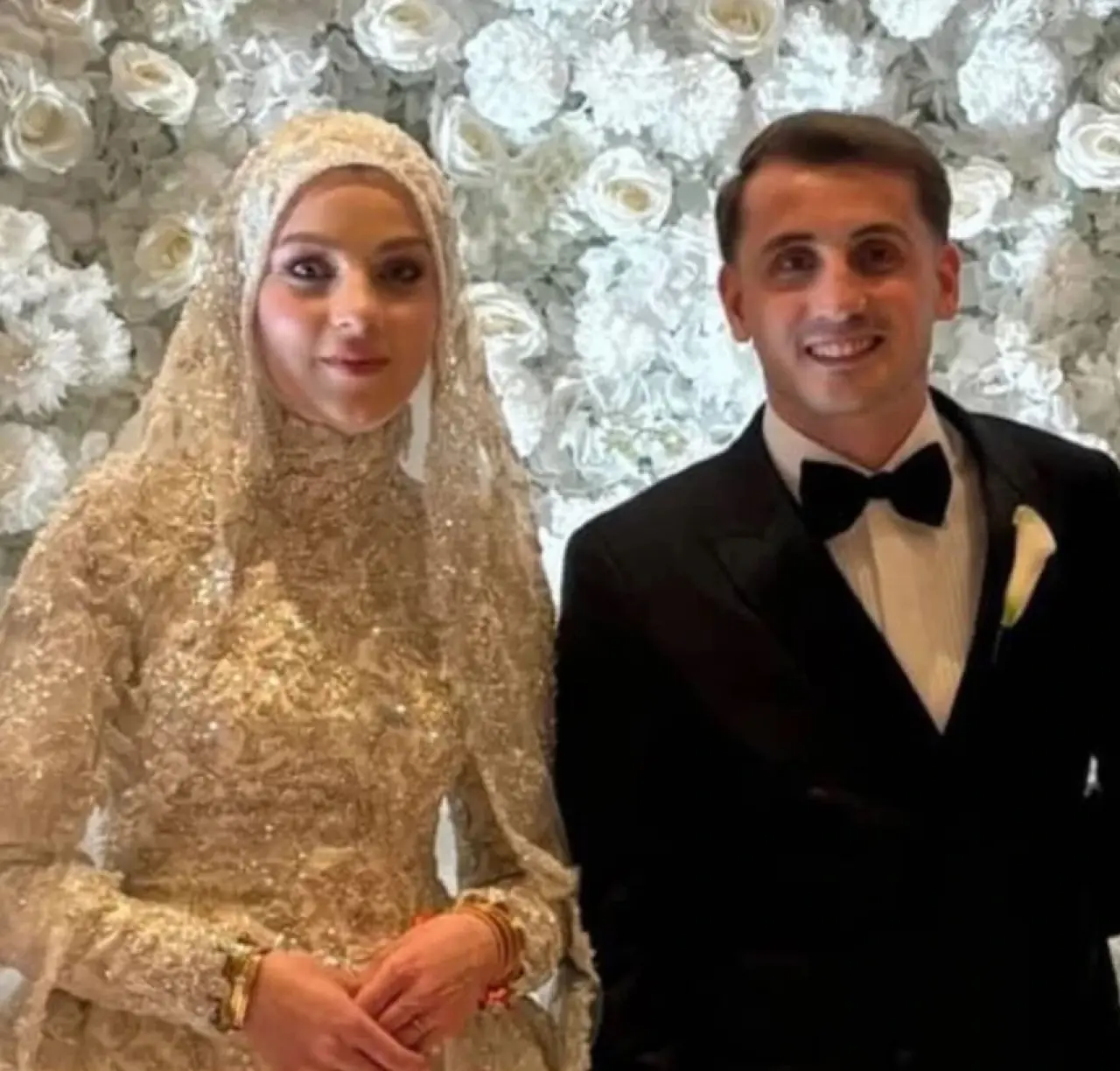 Kerem Aktürkoğlu ve Ceren Azak, muhteşem bir düğünle hayatlarını birleştirdi! 5