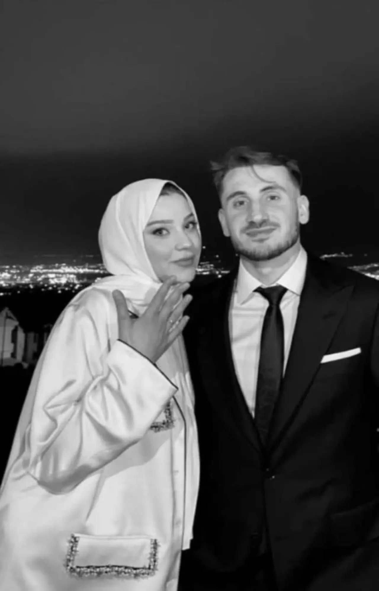 Kerem Aktürkoğlu ve Ceren Azak, muhteşem bir düğünle hayatlarını birleştirdi! 4