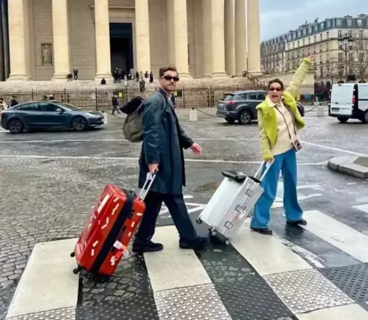 Aybüke Pusat ve Furkan Andıç, ilişkilerini sosyal medya ile duyurdu! 1