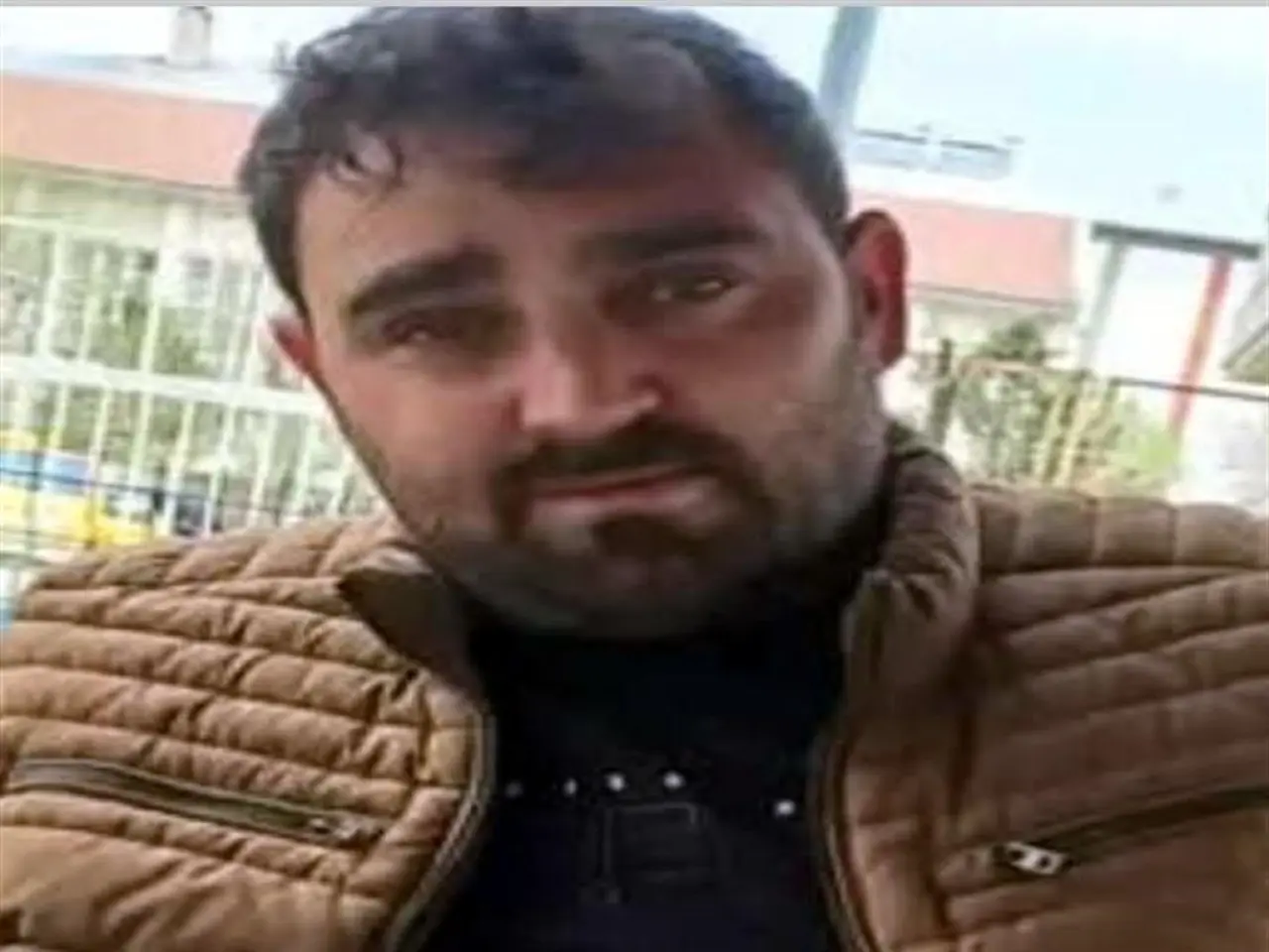 Oltu'da taş ocağındaki göçükte hayatını kaybeden 3 işçi son yolculuklarına uğurlandı 2