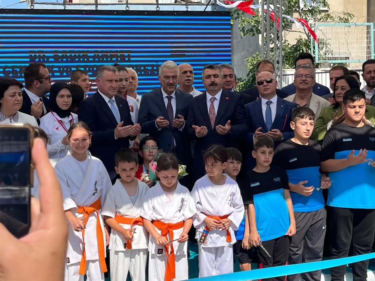 Bursa'da Yeni Gençlik ve Spor Merkezi Açıldı, 12 Milyon Çocuğa Yüzme Öğretildi 3