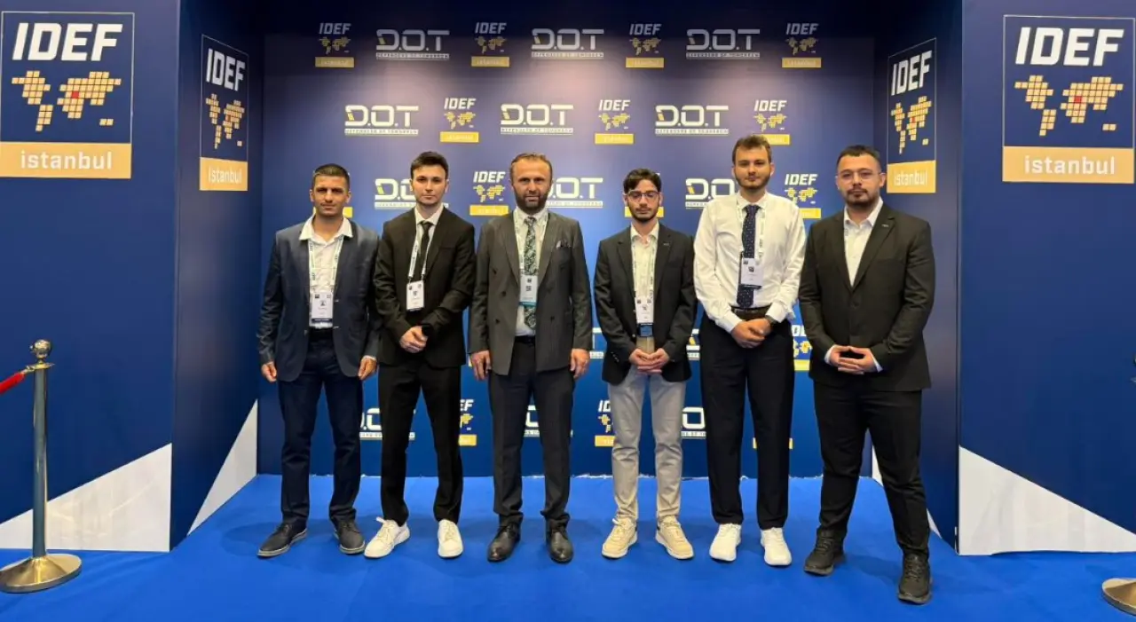 Recep Tayyip Erdoğan Üniversitesi, IDEF 2025’te D.O.T Alanında Türkiye’yi Temsil Etti 6