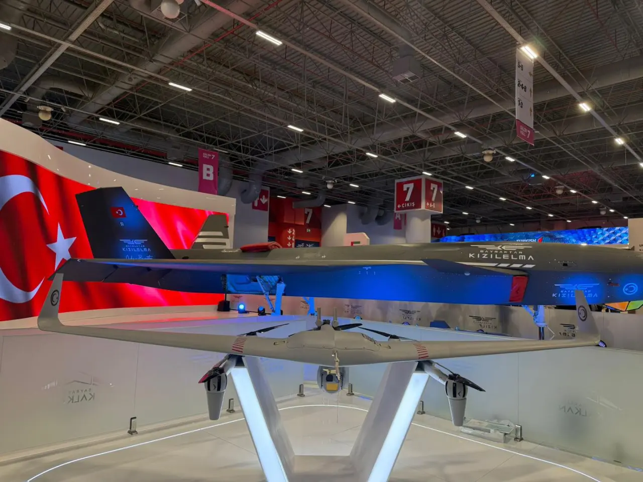 Recep Tayyip Erdoğan Üniversitesi, IDEF 2025’te D.O.T Alanında Türkiye’yi Temsil Etti 2