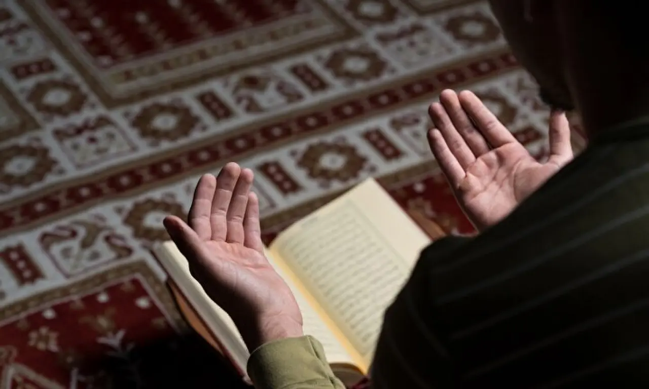 Rebiülevvel Ayı 2025 Ne Zaman Başlıyor? Mevlid Kandili Tarihi Açıklandı 7