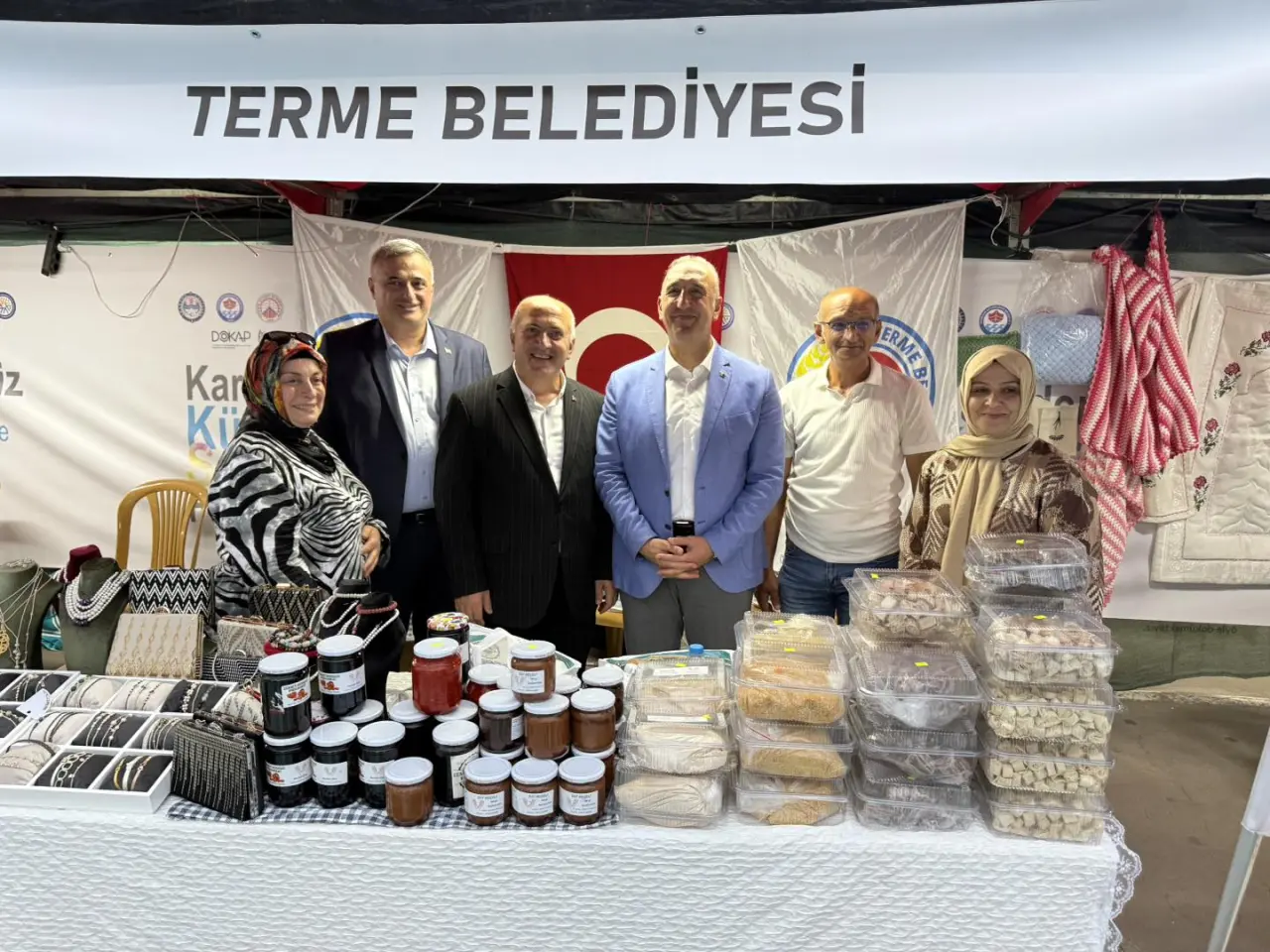 Çayeli Belediyesi Karadeniz Kültür ve Sanat Festivali’nde İlgi Odağı Oldu 3