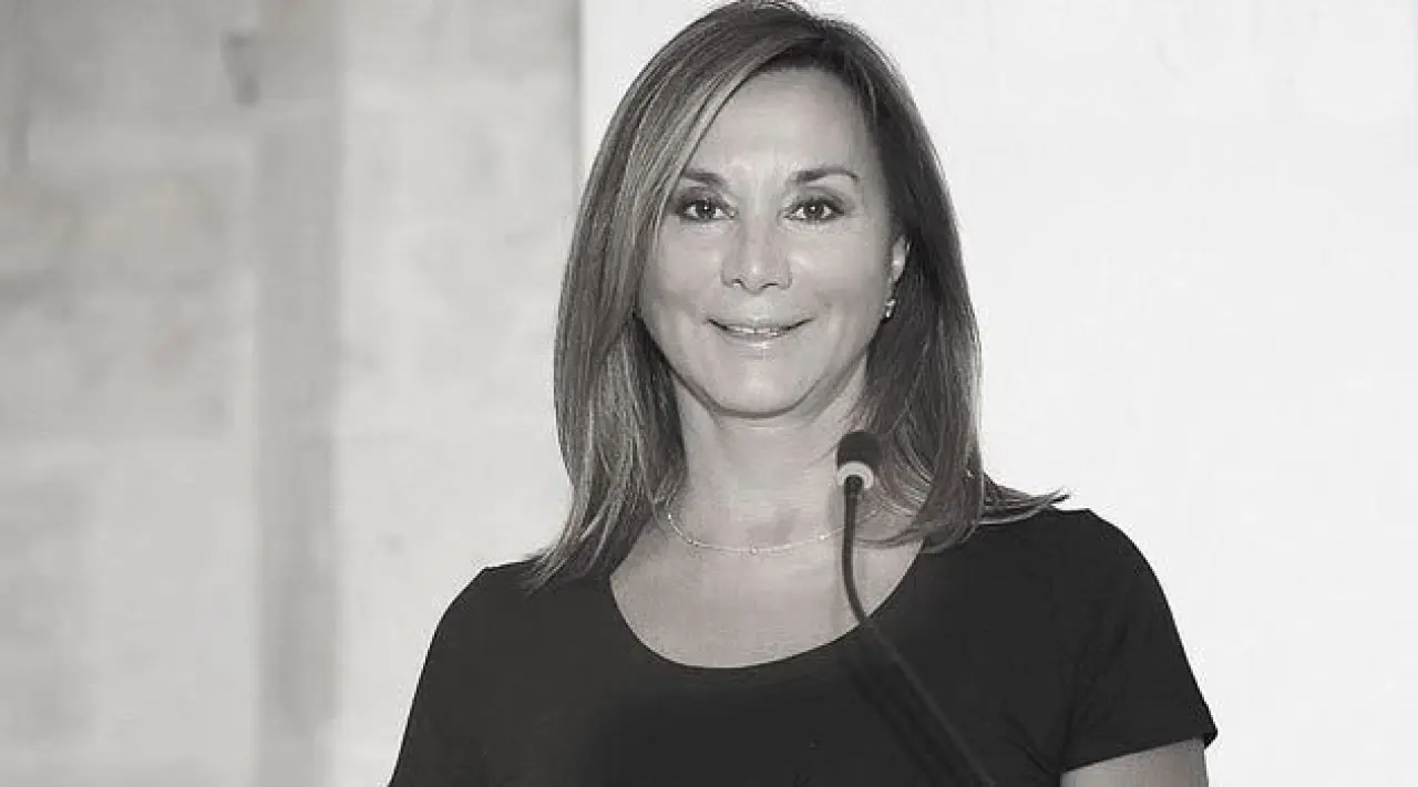 Gülden Kanatlı Derbil Kimdir? Kaç Yaşında, Nereli, Eşi ve Çocuğu Kim? 2