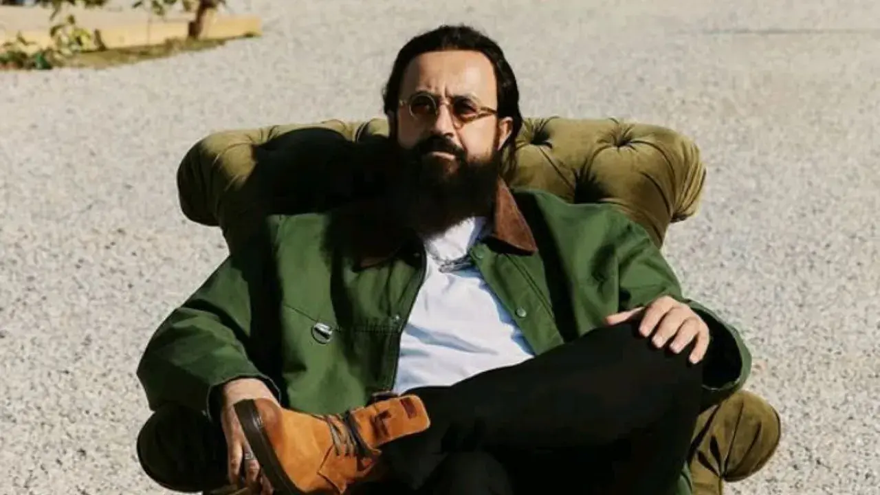 Gözleri Karadeniz’in Osman’ı Mehmet Özgür Kimdir? Kaç Yaşında ve Hangi Dizilerde Rol Aldı? 4