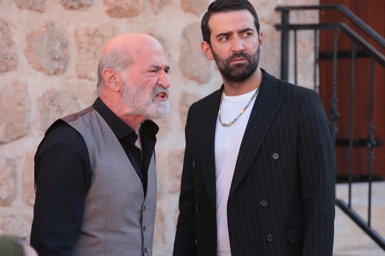 Uzak Şehir'in Yeni Sezonu İçin İlk Kareler ve Büyük Heyecan! 7