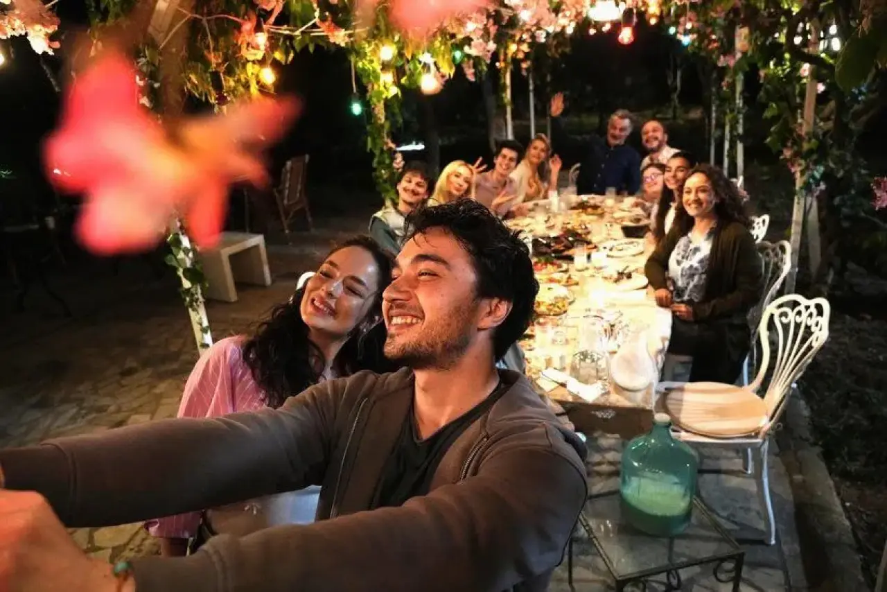 Aile Saadeti Neden Final Yapıyor? 2025 Yaz Dizisi Ekranlara Veda Ediyor 1