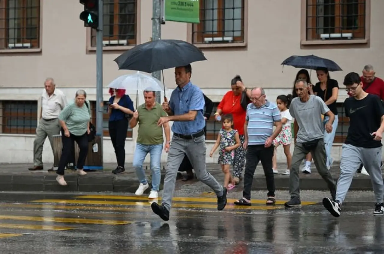 Bugün yağmur yağacak mı? Meteoroloji'den 18 Eylül Çarşamba hava durumu tahmini 4