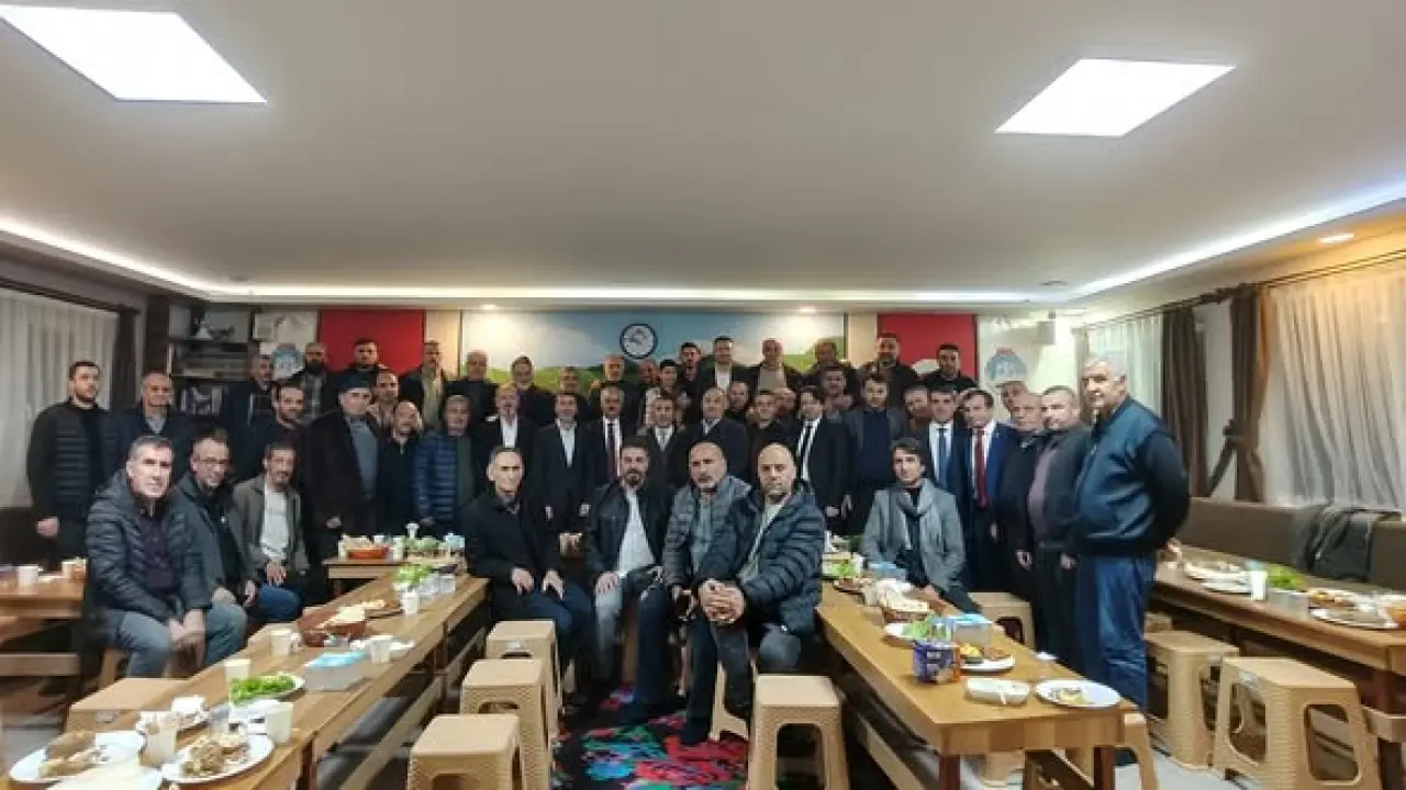 Oltu Ayyıldız Köyü Derneği’nden Başkan Adem Çelebi’ye Teşekkür 1