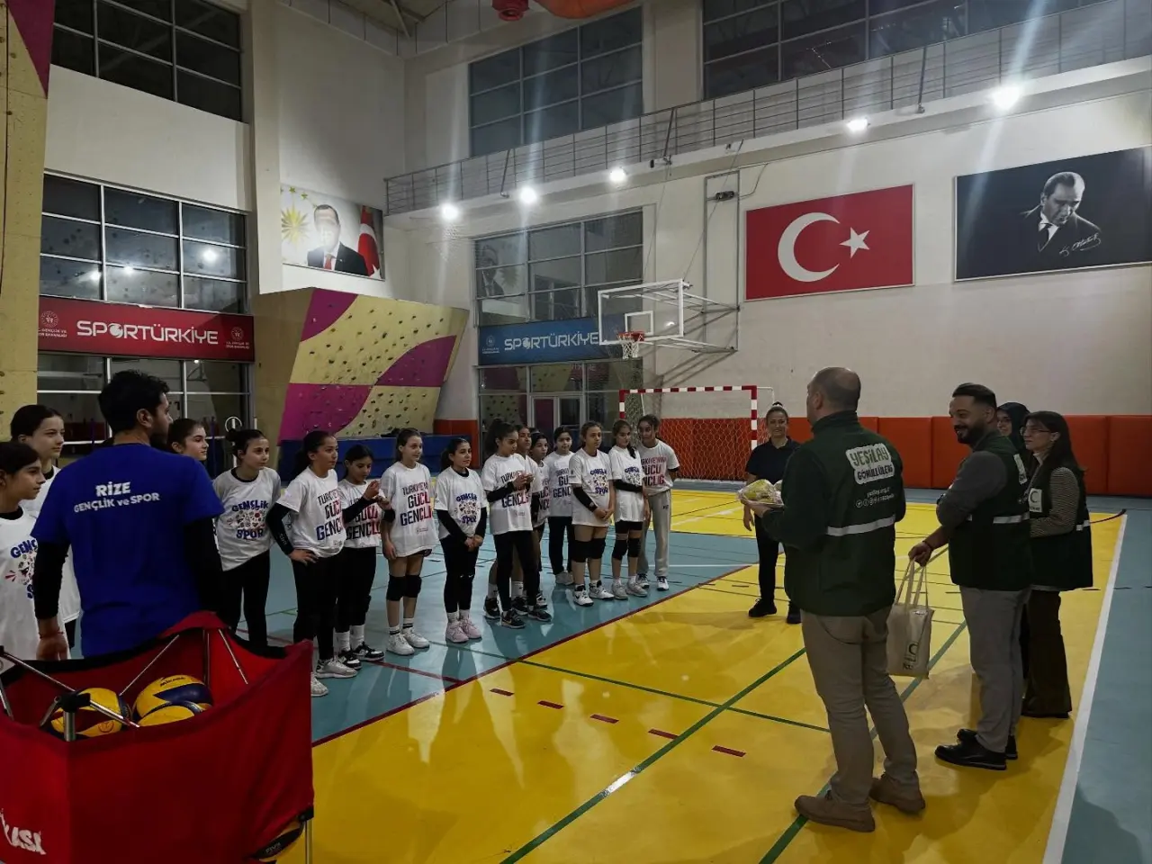 Rize Yeşilay’dan Sporcu Gençlere Sağlıklı Mola 2