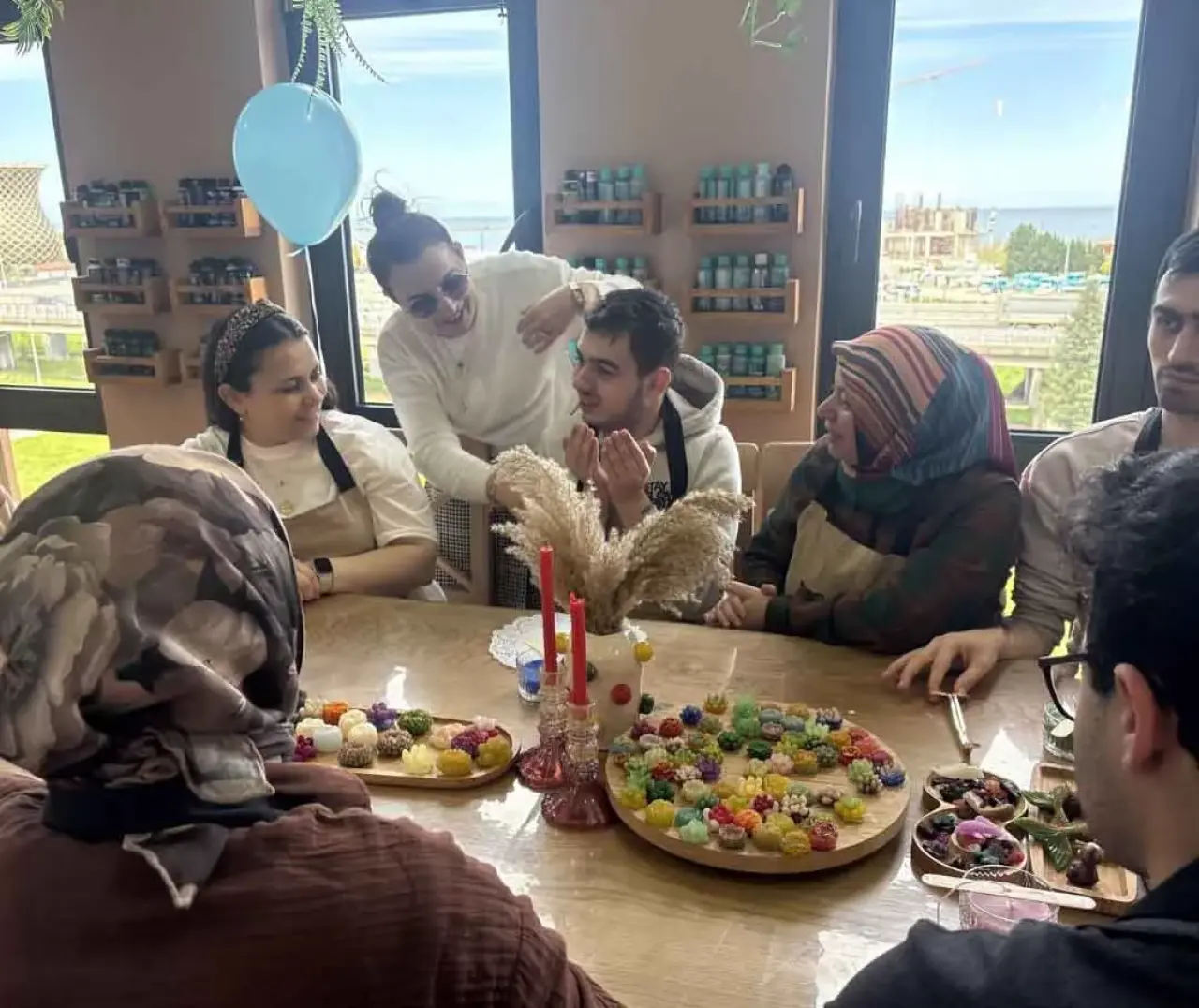 Rize'de Otizm Farkındalığı İçin Anlamlı Etkinlik Düzenlendi 1