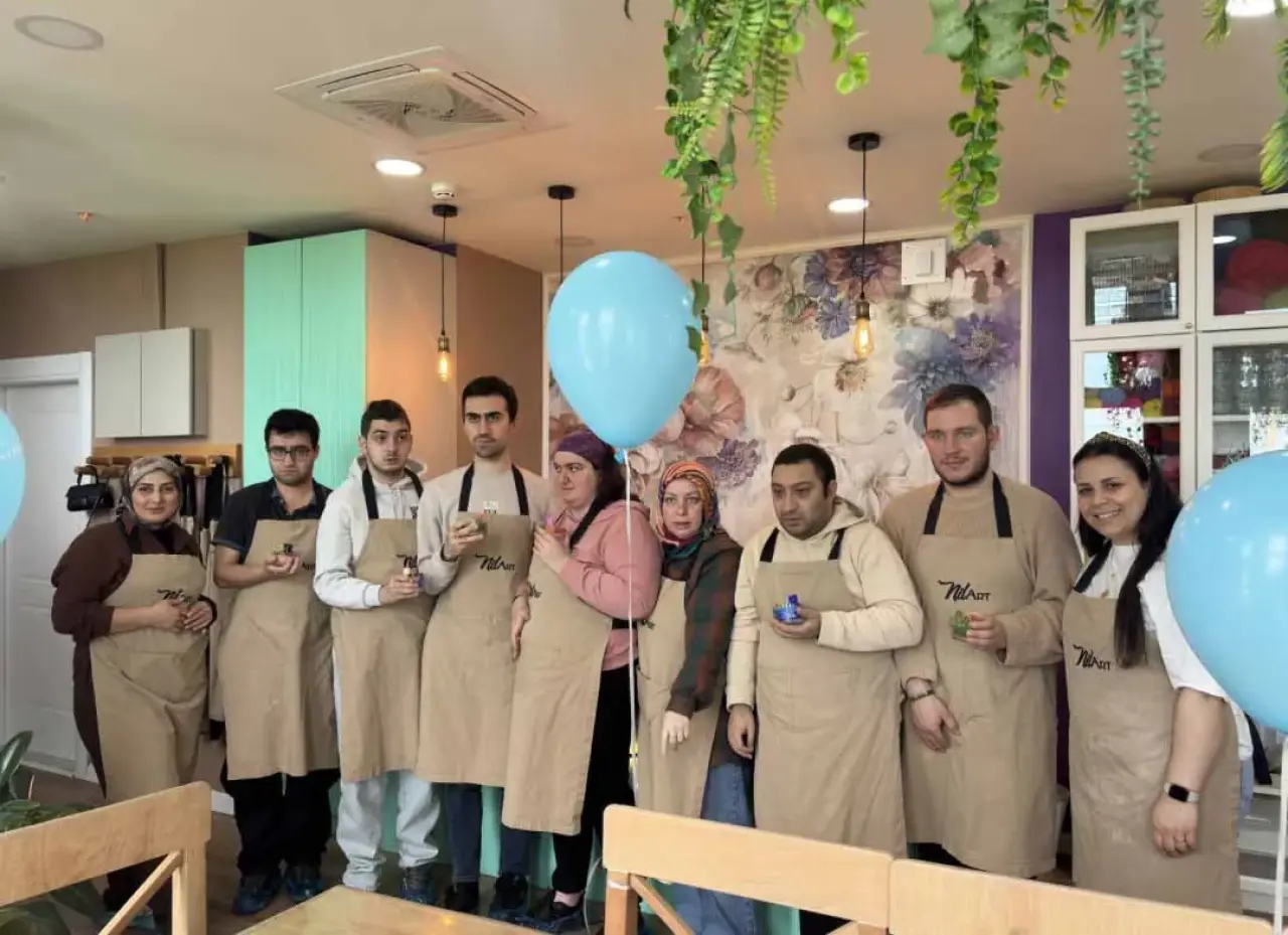 Rize'de Otizm Farkındalığı İçin Anlamlı Etkinlik Düzenlendi 5