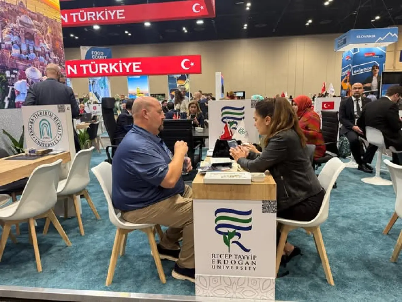 Erdoğan Üniversitesi, NAFSA 2026'da Türkiye'yi temsil ederek uluslararası iş birlikleri arıyor 1