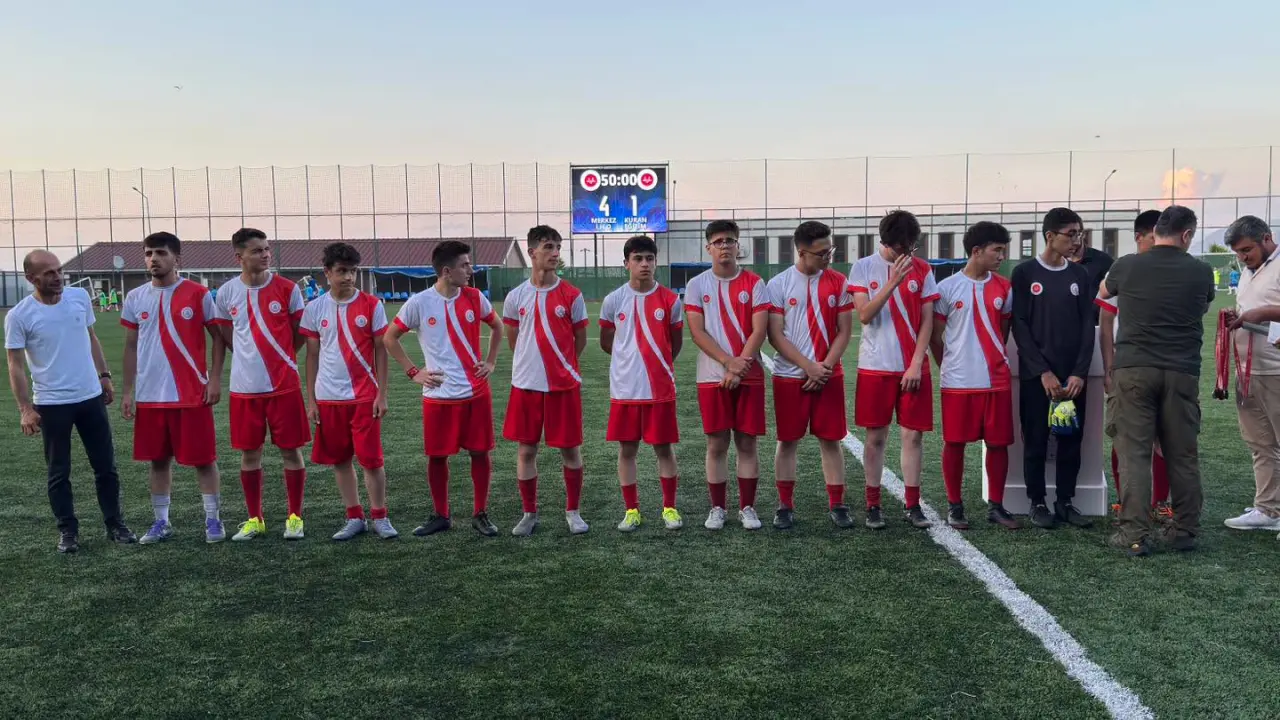 Rize'de Hafızlık Kur'an Kursları Futbol Turnuvası Tamamlandı 5
