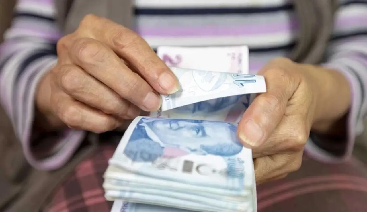 SGK uzmanı emekli ve memur maaşını açıkladı: Güçlü bir beklenti var 7