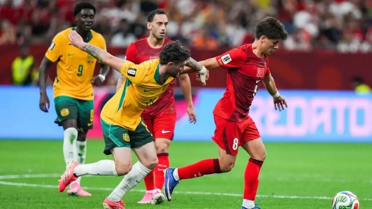 Türkiye - Paraguay Maçı Öncesi Muhtemel 11'ler Belli Oldu! Montella’dan 3 Değişiklik Hamlesi 6