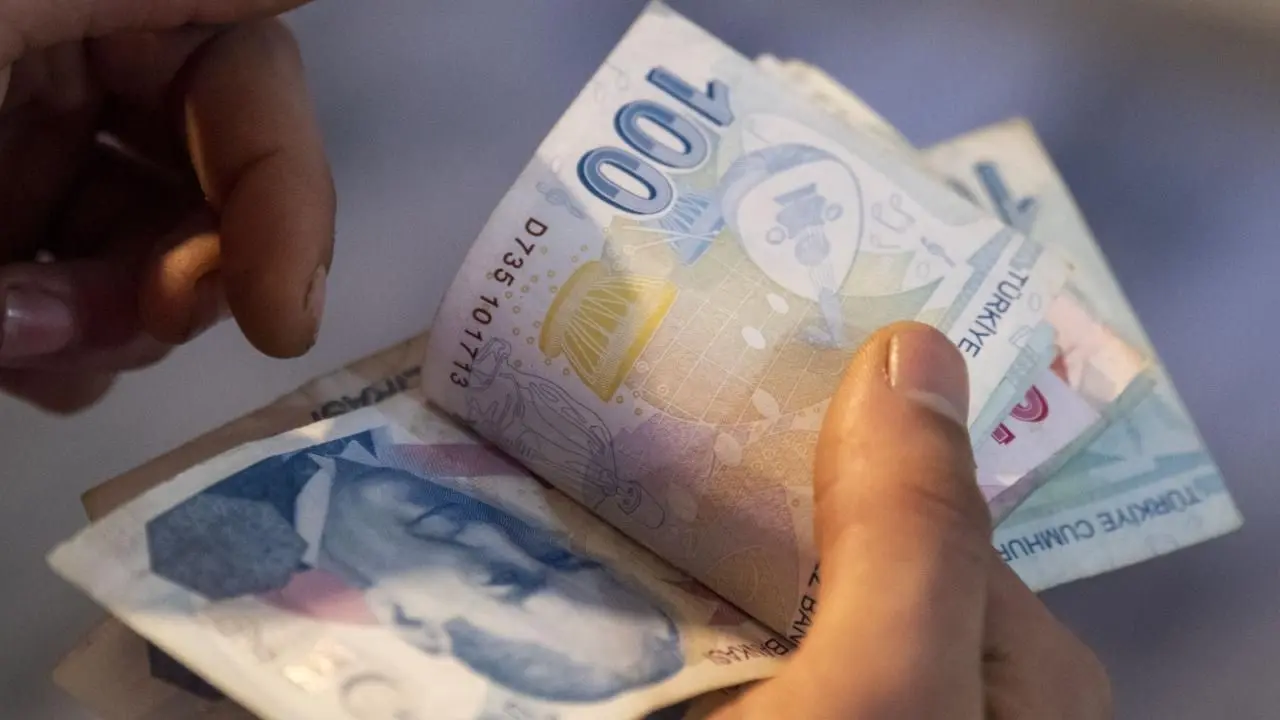 250 Bin TL İhtiyaç Kredisinde Bankalar Arasındaki Fark Dikkat Çekiyor! Geri Ödeme 466 Bin TL'ye Kadar Çıkıyor 4