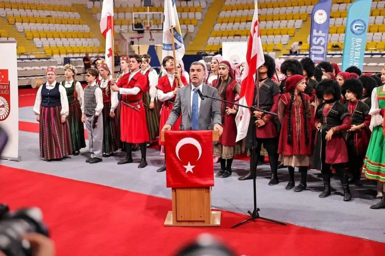 30. Dede Korkut Şölenleri Bayburt'ta Coşkulu Törenle Başladı 5