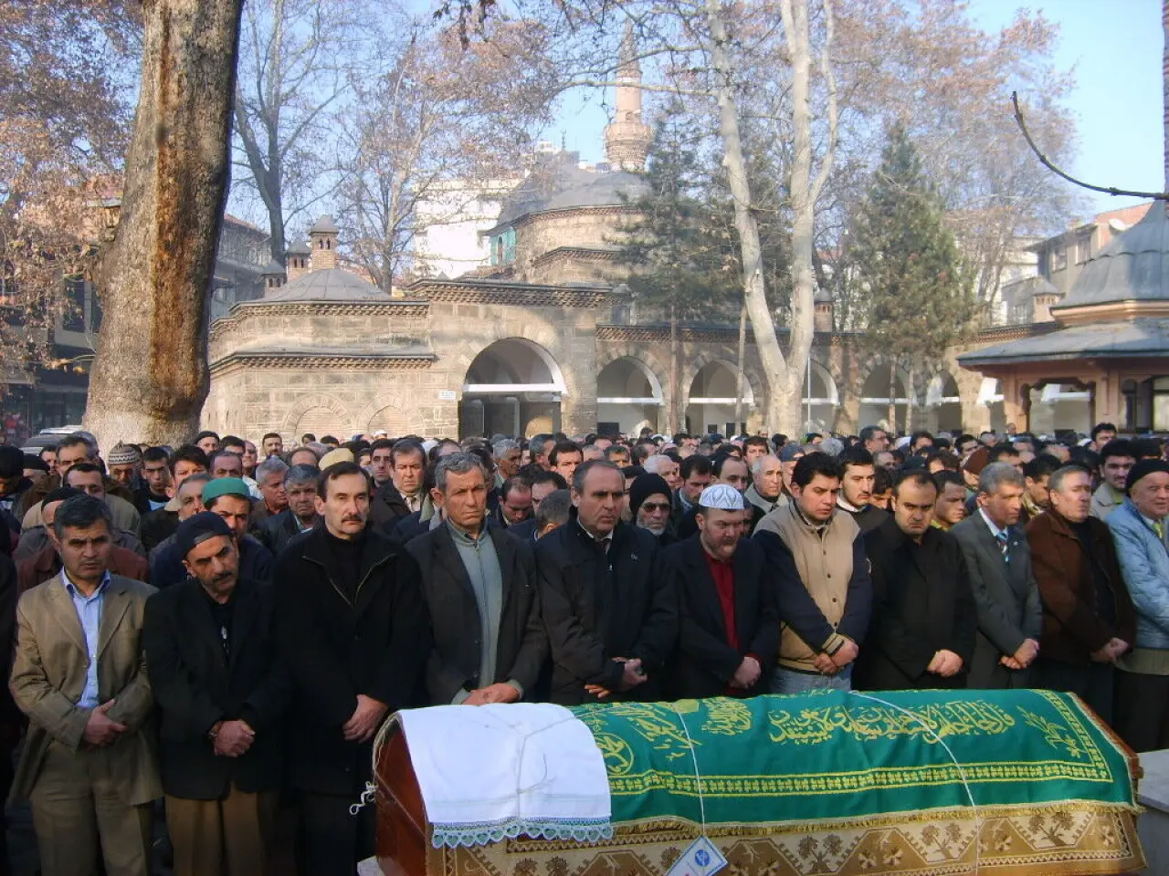 Gıyabi Cenaze Namazı - 2